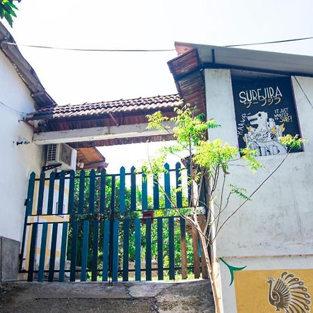Hilltop Bungalow Hotel Мириса Екстериор снимка