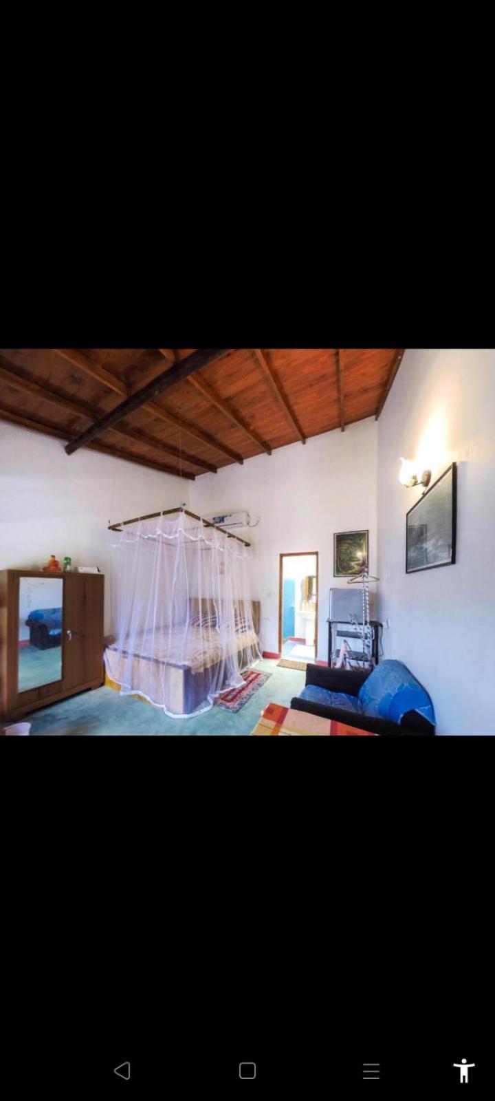Hilltop Bungalow Hotel Мириса Екстериор снимка