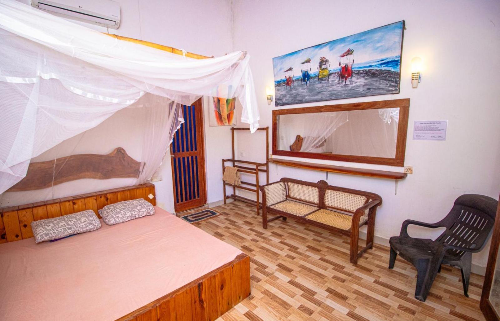 Hilltop Bungalow Hotel Мириса Екстериор снимка
