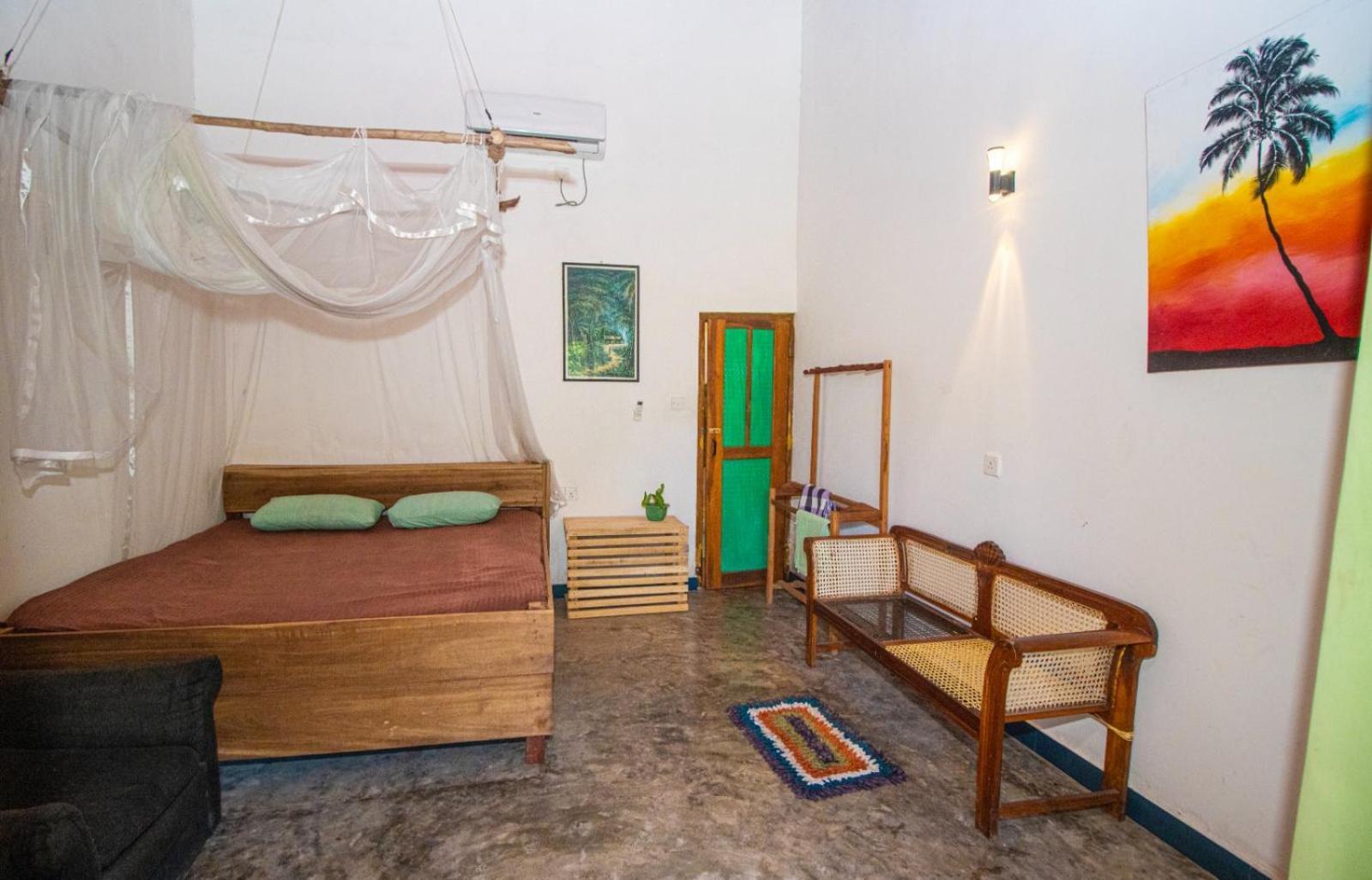 Hilltop Bungalow Hotel Мириса Екстериор снимка