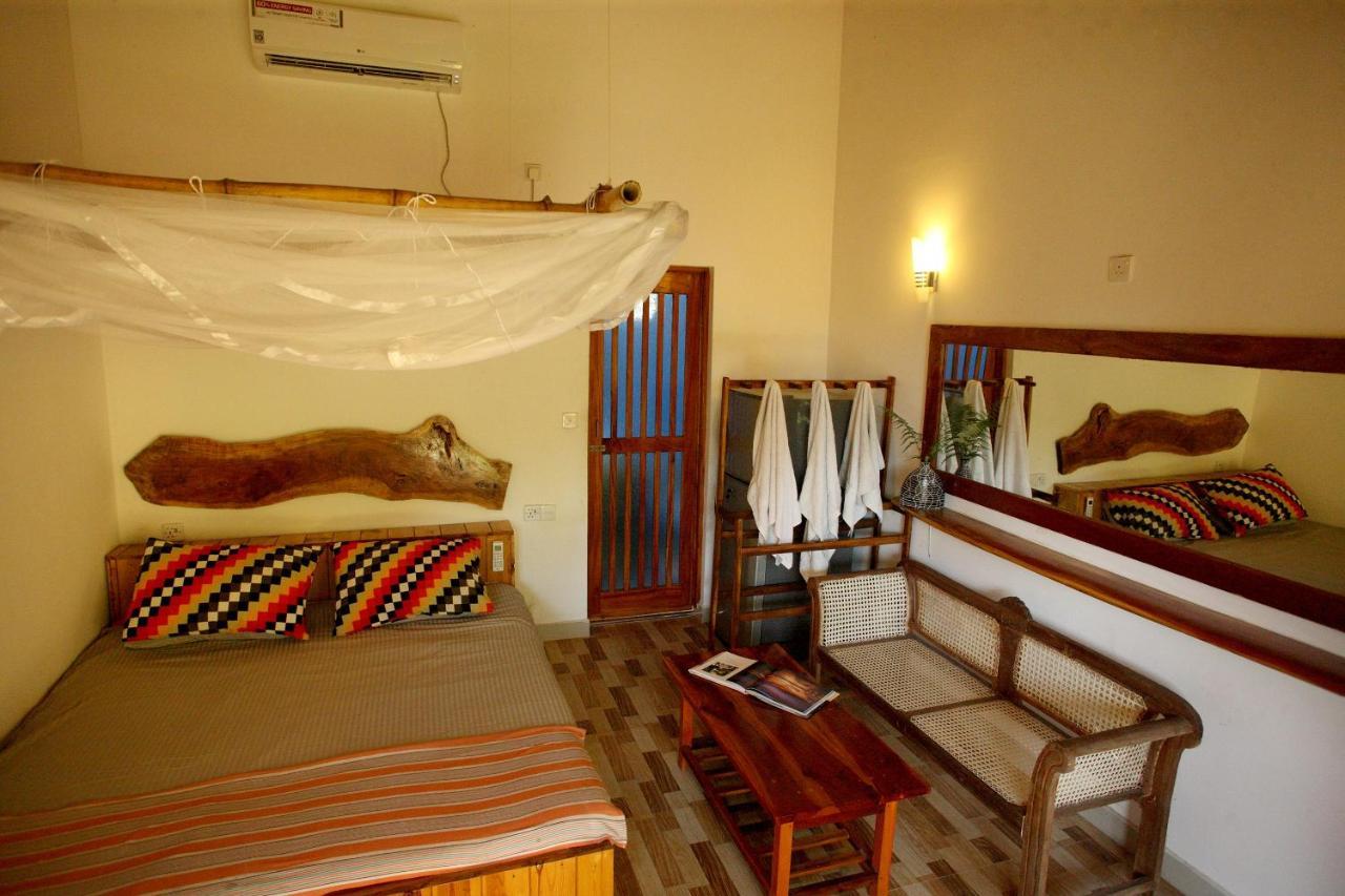 Hilltop Bungalow Hotel Мириса Екстериор снимка